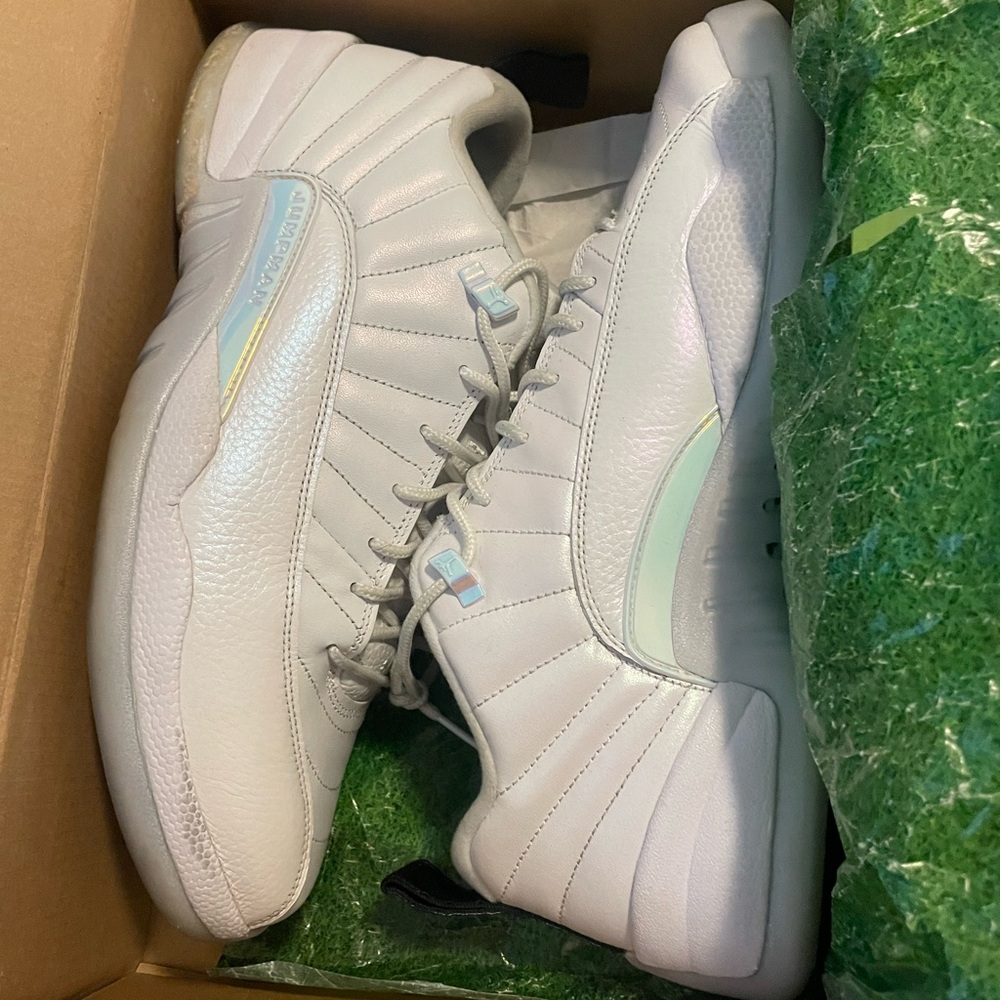 Jordan 12 retro low Easter